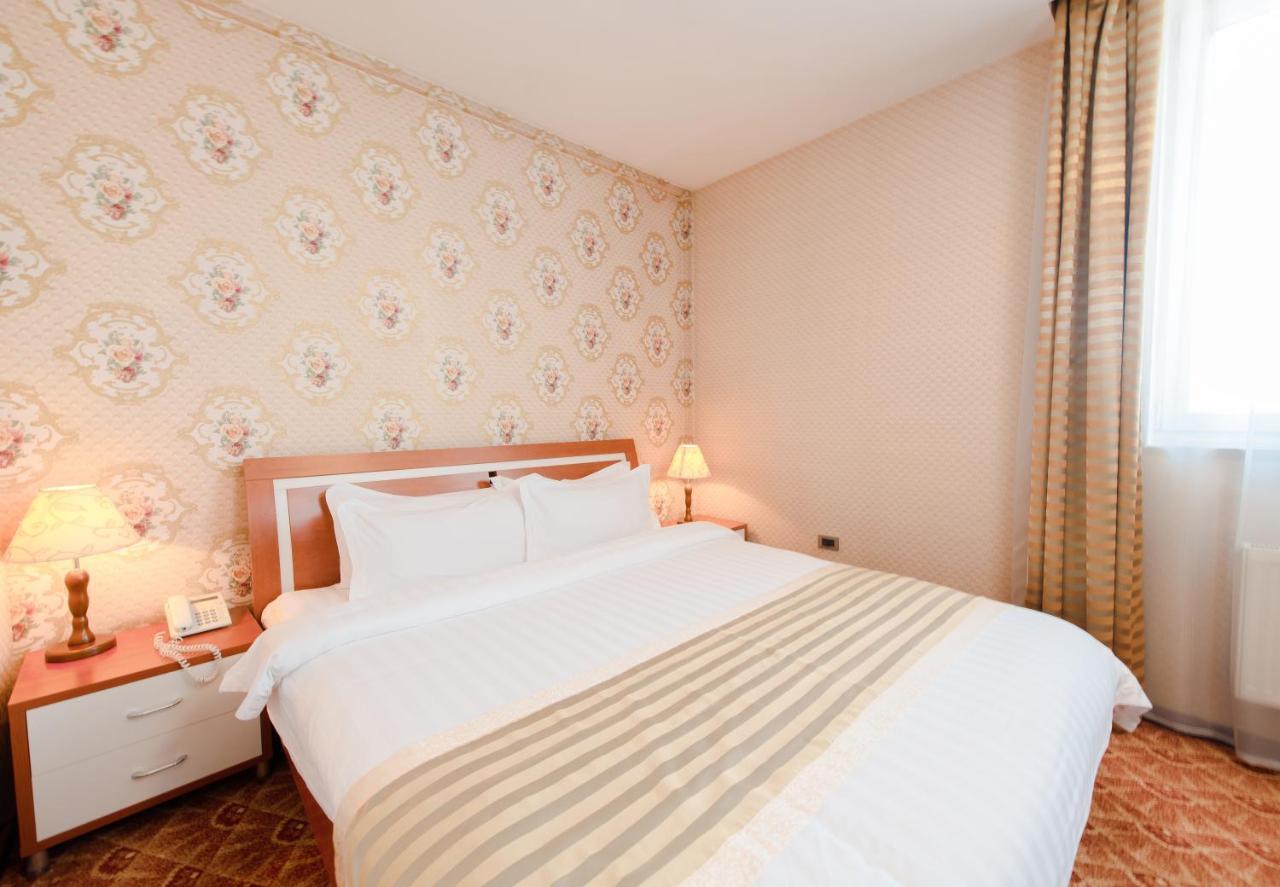 Springs Hotel Улан-Батор Екстер'єр фото