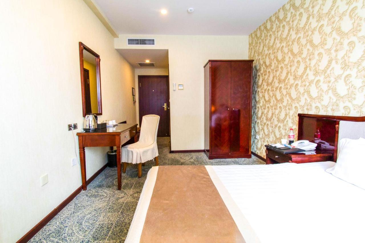 Springs Hotel Улан-Батор Екстер'єр фото
