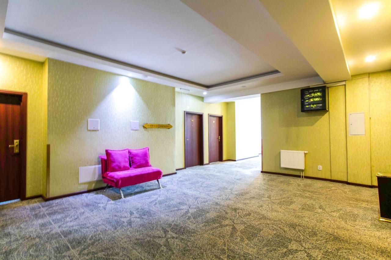 Springs Hotel Улан-Батор Екстер'єр фото