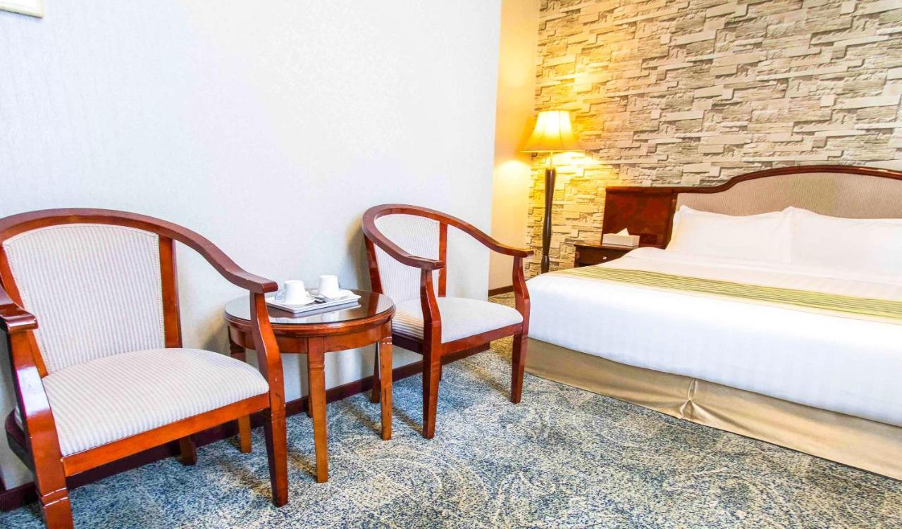 Springs Hotel Улан-Батор Екстер'єр фото