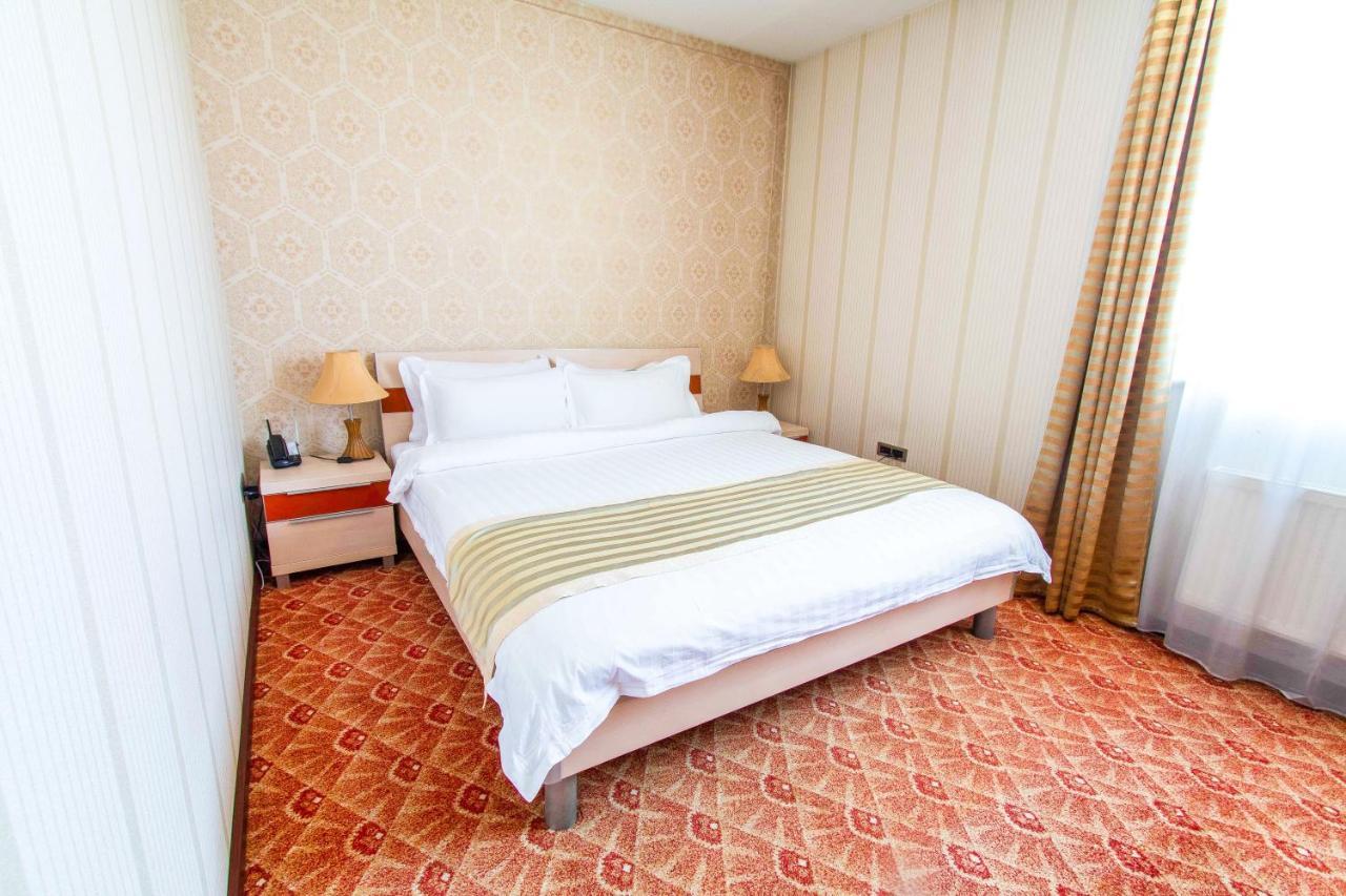 Springs Hotel Улан-Батор Екстер'єр фото